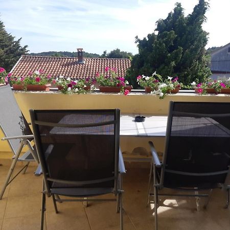 Apartment Marija Póla Kültér fotó